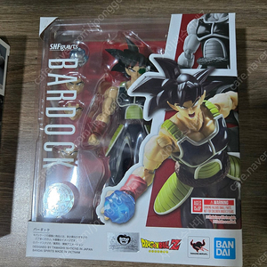 SHF 드래곤볼/마펙스 슈퍼맨 블랙 판매합니다.(가격인하)