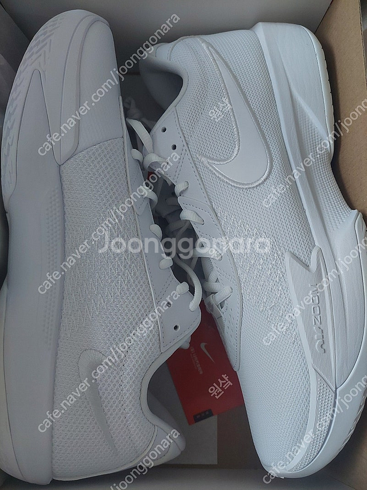 (290)새제품 지티컷 아카데미 트리플화이트 나이키 농구화 8.5만원--0