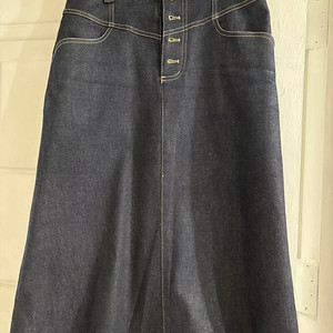 코스모폴리탄줄라이 데님스커트 2사이즈