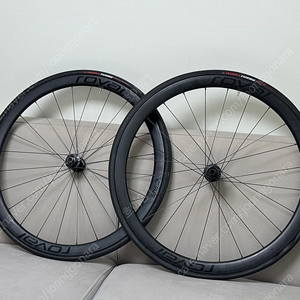 로발 c38(스램), r470(시마노 휠타야새거) 같이 판매합니다