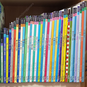 상상스프(37권) 피리부는,춤추는카멜레온키즈엠(35권)비상(8권) 생각말랑그림책(12권)키즈엠(17권)여원미디어(35권)아람(33권)기타(13권)