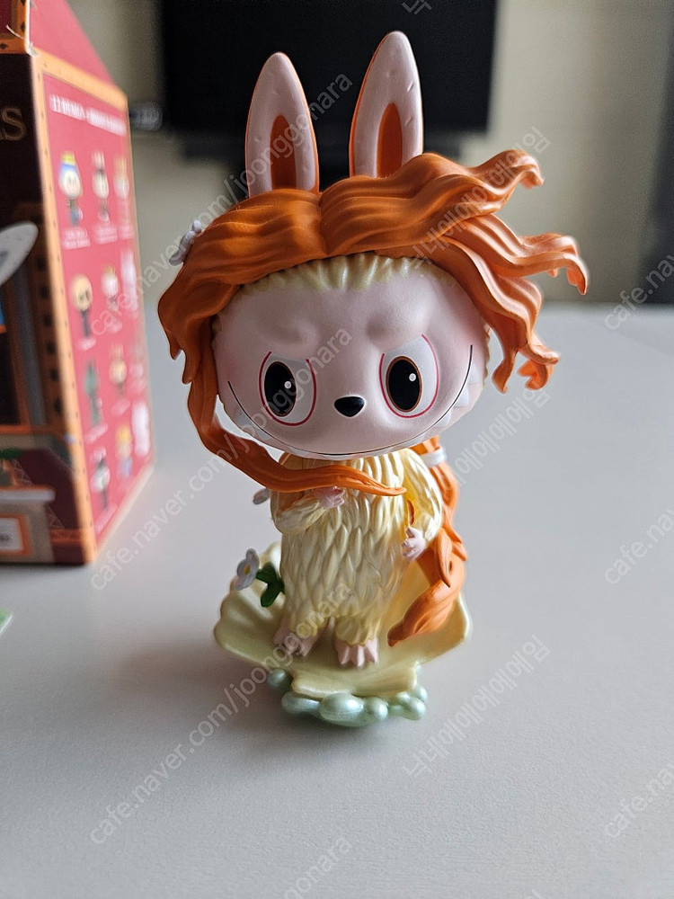 팝마트 라부부 아트 시리즈 시크릿 비너스 피규어 이미지