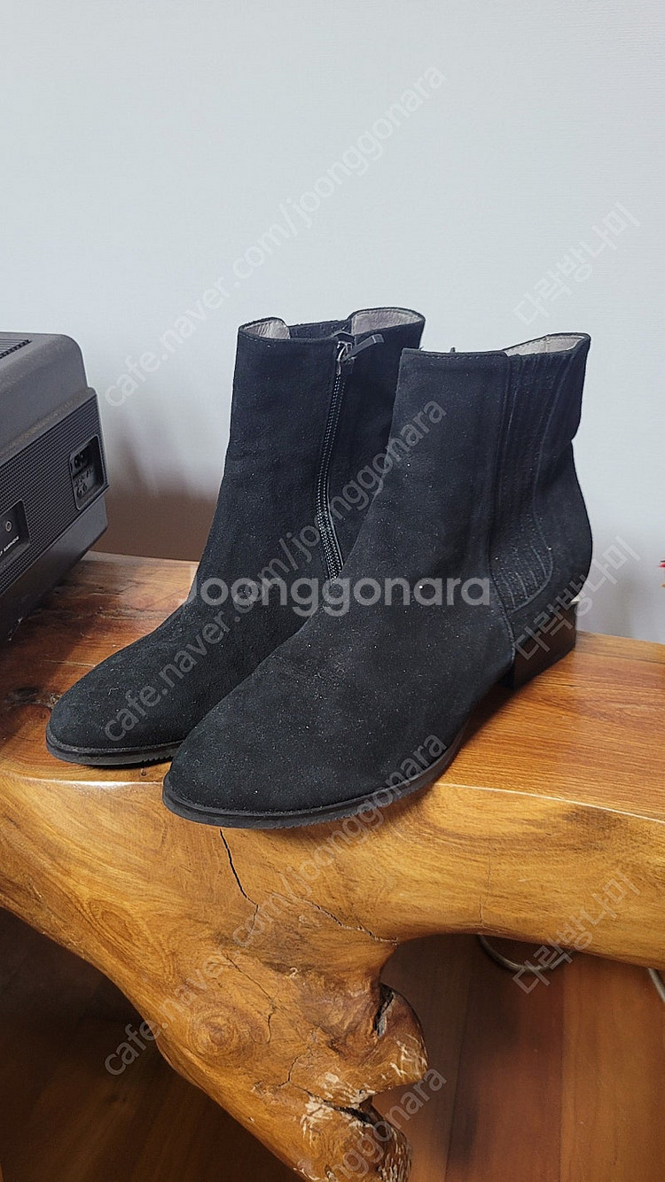 텐디 스웨이드 블랙 앵글부츠 245--0