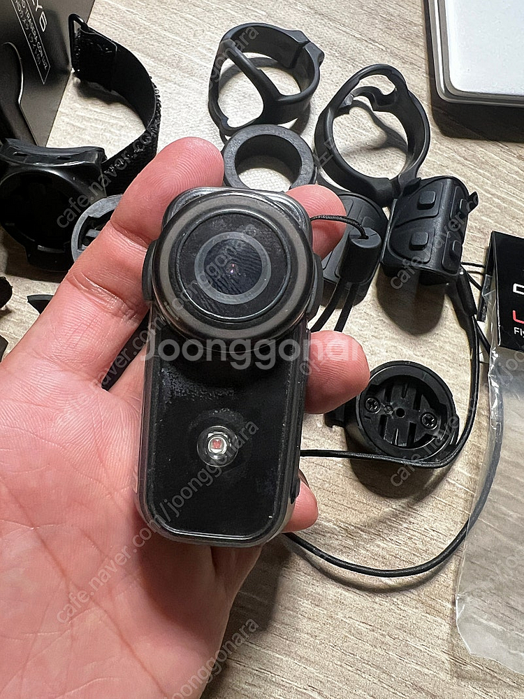 싸이클릭 Cycliq Fly6 gen3 자전거 블랙박스--1