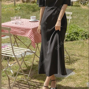 리리앤코 하객룩, 웨딩룩 블랙 머메이드 원피스 판매(77사이즈, 1회착용)