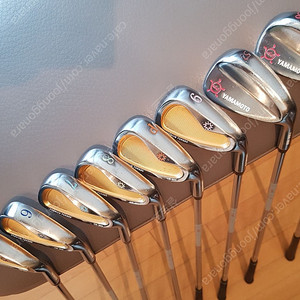 (A급)명기 일제 야마모토 프리미엄 단조아이언 Nspro950R 5~PAS(8)세트 판매해요.