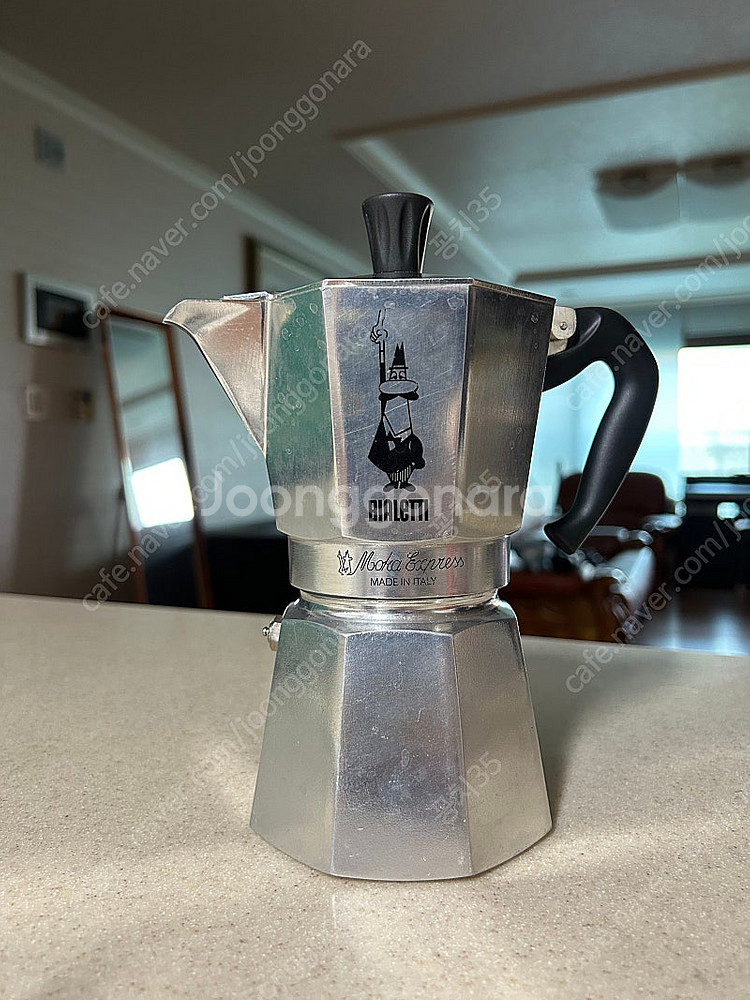 비알레띠 모카포트 6컵--1