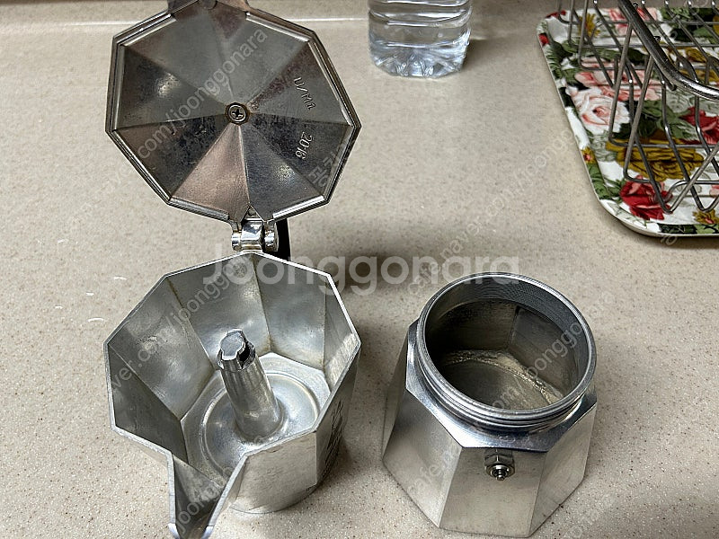 비알레띠 모카포트 6컵--2