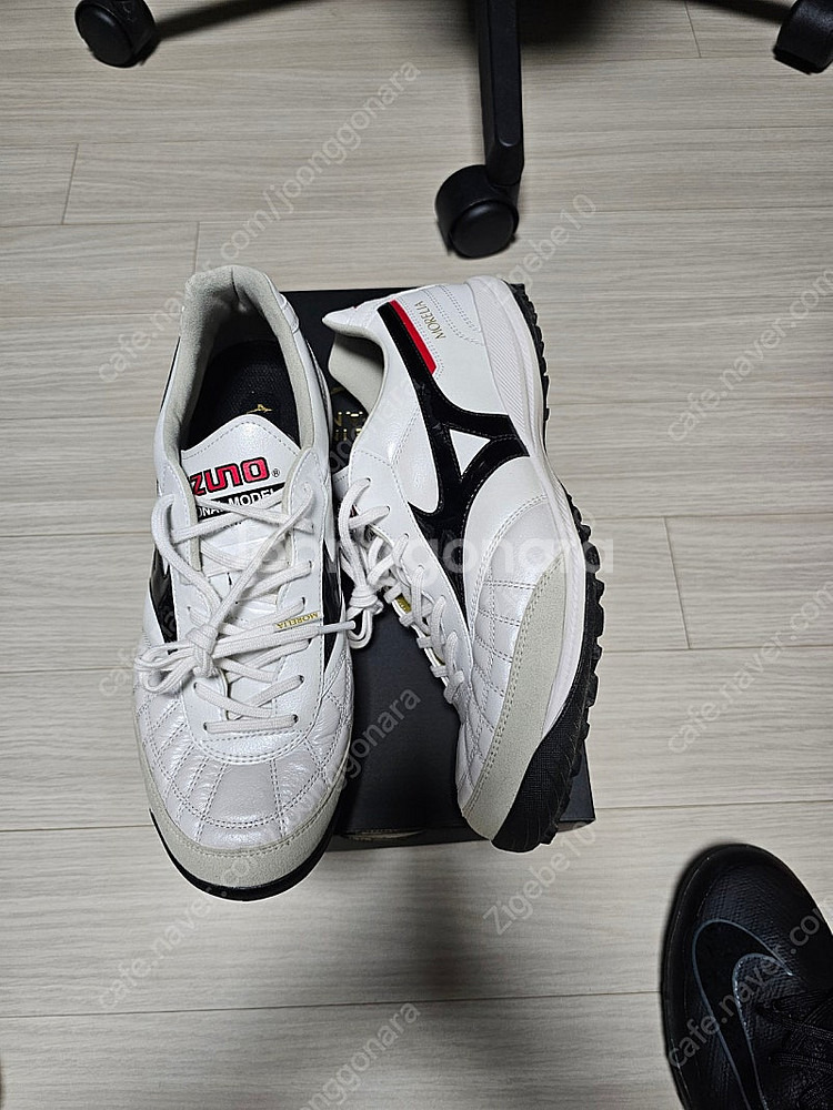 미즈노 모렐리아 살라 재팬 jp tf 풋살화 260mm--2