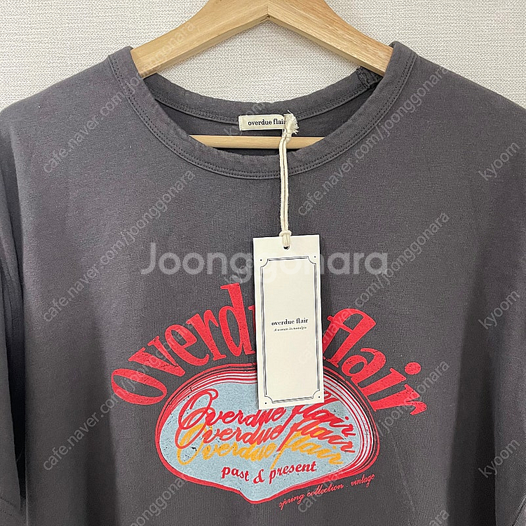 오버듀플레어 박스 티셔츠 챠콜--2