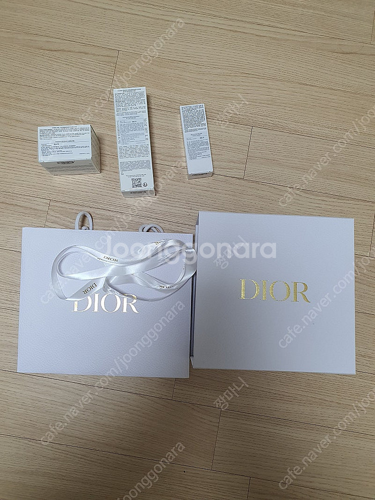 [][] 디올 dior 화장품 디올스노우 유브이 쉴드 톤업 30ml 6만/개당 /택포--7