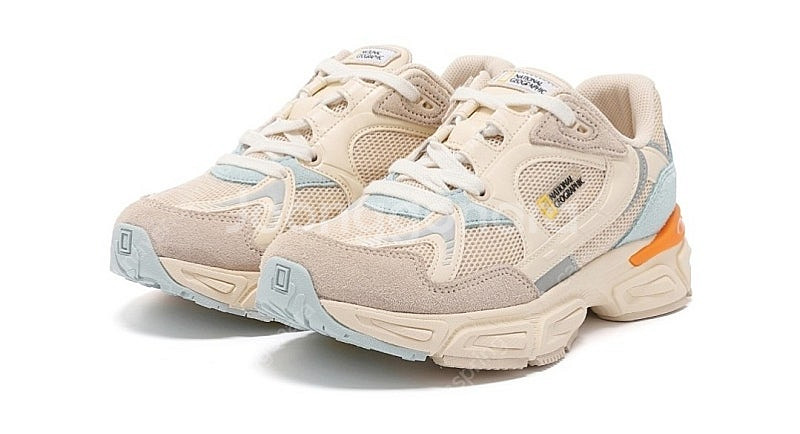 (새상품) 내셔널지오그래픽 운동화 230--0