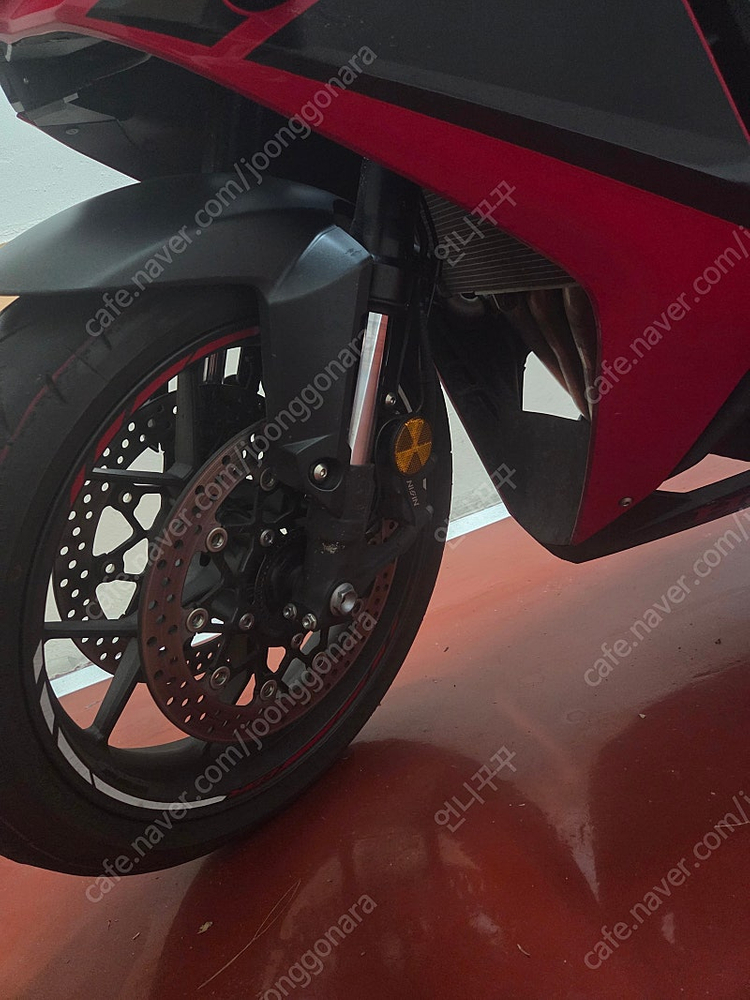23년식 혼다 CBR650R 판매합니다. 이미지