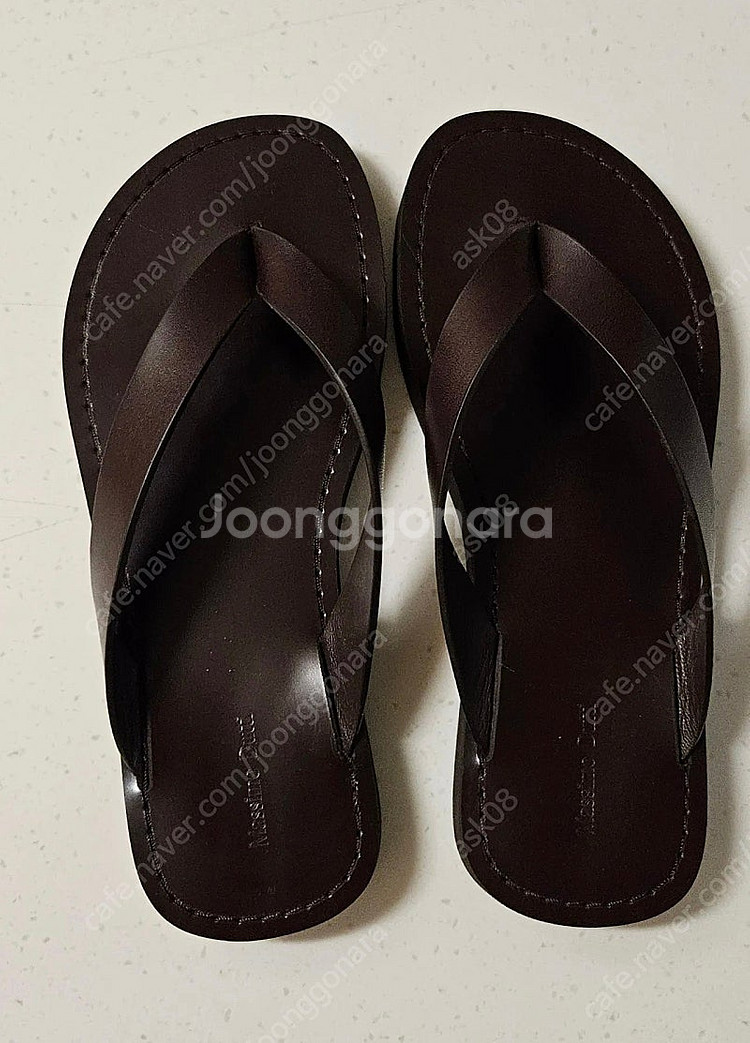 Massimo Dutti 마시모두띠 가죽샌들--1