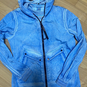 cp컴퍼니 키즈 고글자켓 팝니다