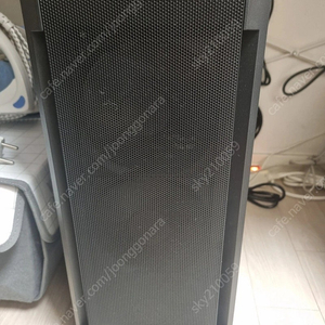 Amd 5600 반본체 컴퓨터 판매합니다