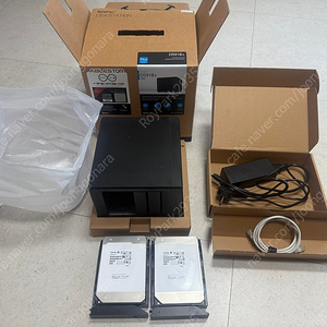 시놀로지 ds918+ / 16G램 / 1TB캐쉬(512*2) / 36TB (18TB*2)