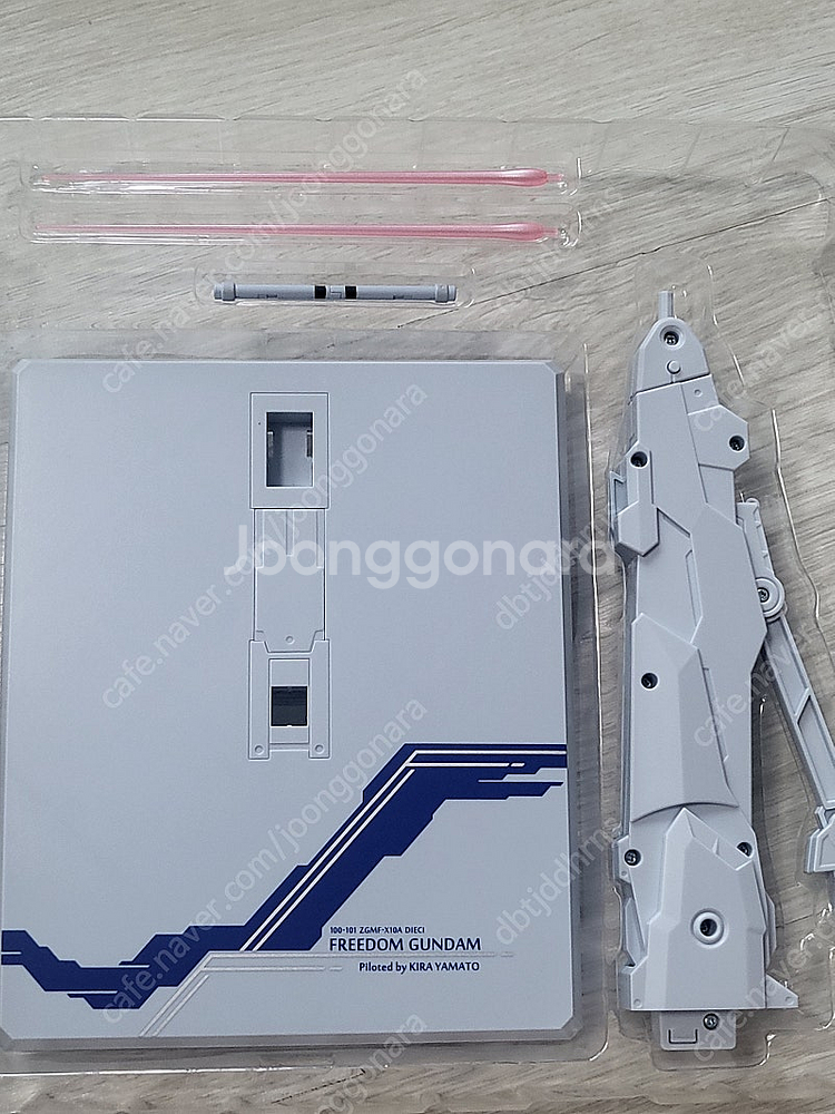 팝니다 ] 메탈빌드 프리덤 컨셉2 개봉전시품--2