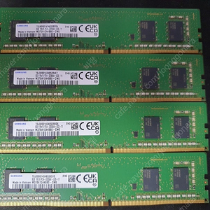 삼성 DDR4 3200 8GB 메모리 4장