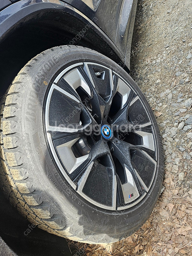 BMW IX3 브릿지스톤 윈터타이어 245 45 20/275 40 20--3