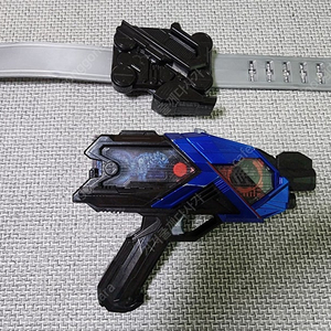 가면라이더 드라이브 드라이버, 가면라이더 제로원 DX 에임즈 샷 라이저, 덴오 건 라이너, 위저드 드라이버, 드래고 라이즈링, 위자드래곤, 타임드라이버 워치 빌드라이드워치 미라클 이미지