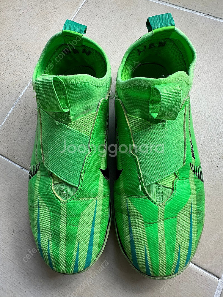 나이키 키즈 축구화 225 택포--5