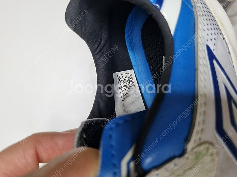 umbro 엄브로 아동 축구화 190--4