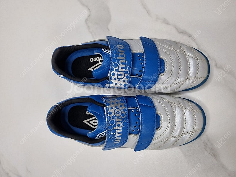 umbro 엄브로 아동 축구화 190--8