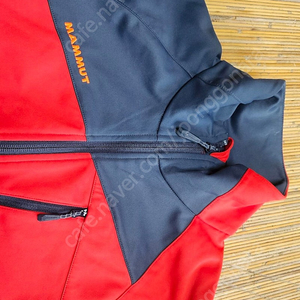 마무트 정품 윈드스터퍼 여성용 등산자켓 m size 5만원 착불
