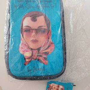 베네피트 게비백 파우치 (단종 제품)