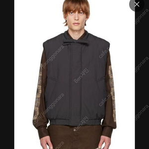 아크네스튜디오 패딩 베스트