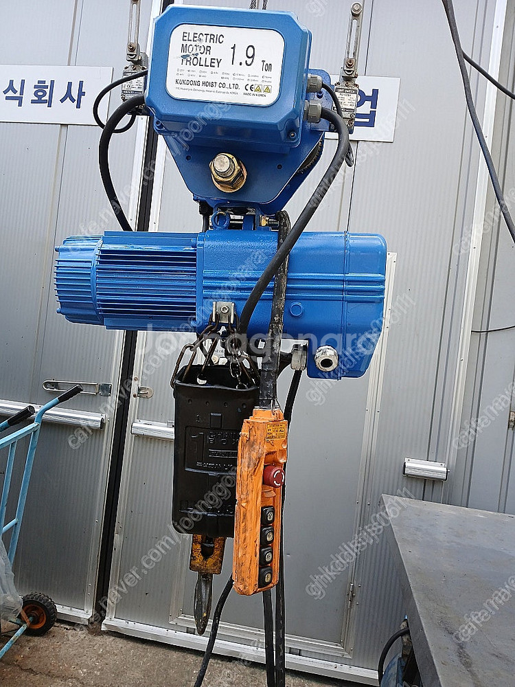 극동 호이스트 1.9톤 4주식 팝니다.--2