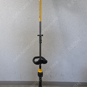 디월트 DCM5713N 무선 예초기 베어툴