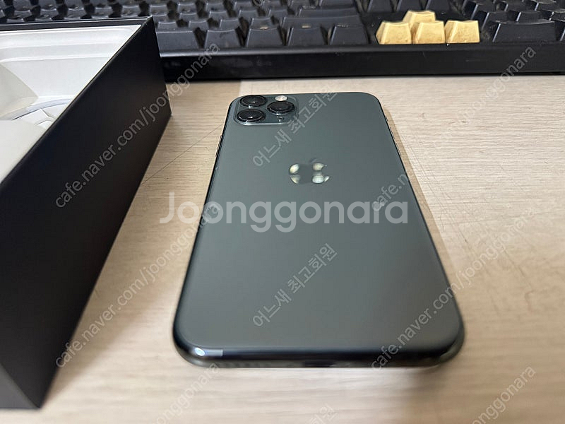 아이폰11프로 256G 미드나잇그린 박스풀셋 판매합니다 *노혼대용량 배터리 교체품--6