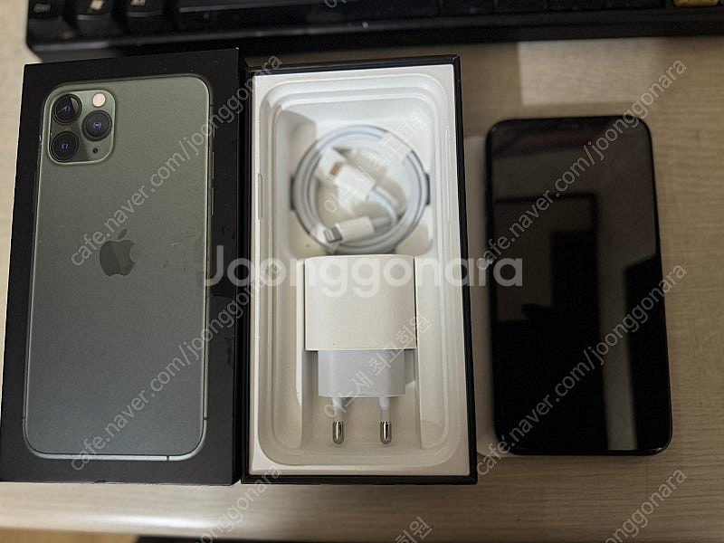 아이폰11프로 256G 미드나잇그린 박스풀셋 판매합니다 *노혼대용량 배터리 교체품--8