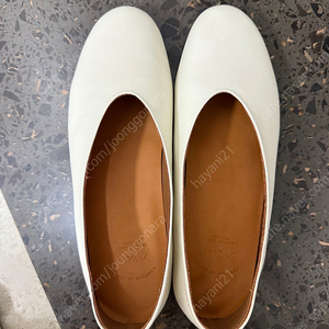 무이 플랫 아이보리 245