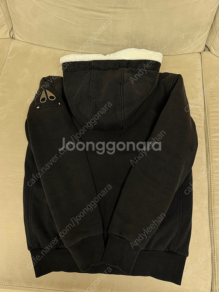 (M) 무스너클 버니스웨터 95~100 정도--3
