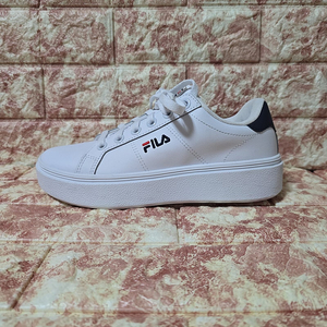 (240) FILA 휠라 여성 코트 플럼피 라켓 스니커즈 화이트
