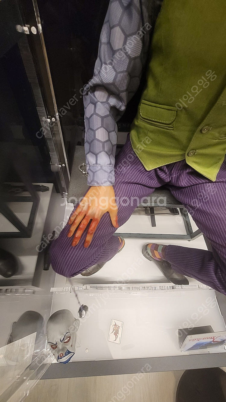 퀸스튜디오( 배트맨,조커) 팝니다--4