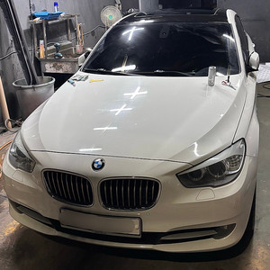 BMW F07 5GT 프론트범퍼풀세트 화이트/블랙