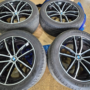 G30 bmw5시리즈 662m 18인치 휠타이어 한대분 판매합니다.