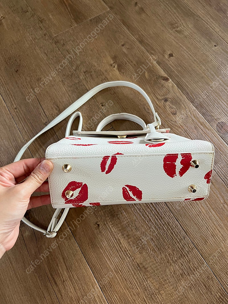 플레이노모어 태연 가방 이미지