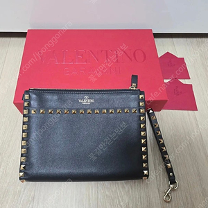 발렌티노 락스터드 클러치백