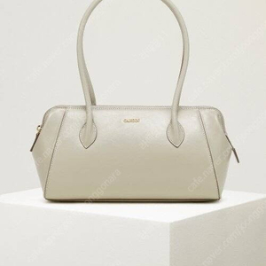 (택O, 새상품) 칼린 소가죽 베이크백 아이보리