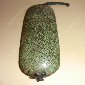 옛날 가오리가죽 은장식 안경집 팝니다