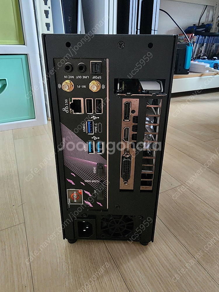 라이젠 9600X GTX1660TI SFF ITX 미니게이밍PC를 판매합니다--2