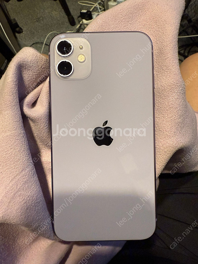 아이폰 11 128기가 퍼플 A급 팝니다--3