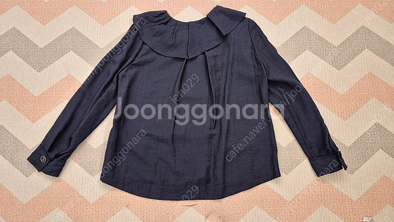 마인 MINE 프릴넥 블라우스 (82사이즈)--4