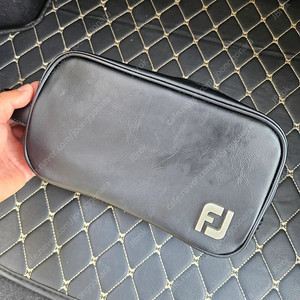 풋조이 파우치 클러치 팝니다