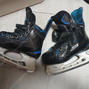 아이스 하키 스케이트 주니어용